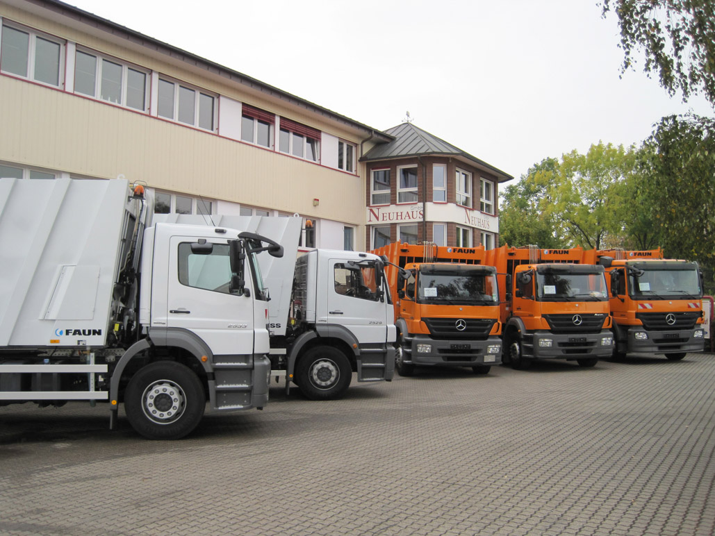 Kommunalfahrzeuge Sonderaufbauten LKW Neuhaus GmbH – Selm, Südkirchen –  Lastkraftwagen, Import, Export